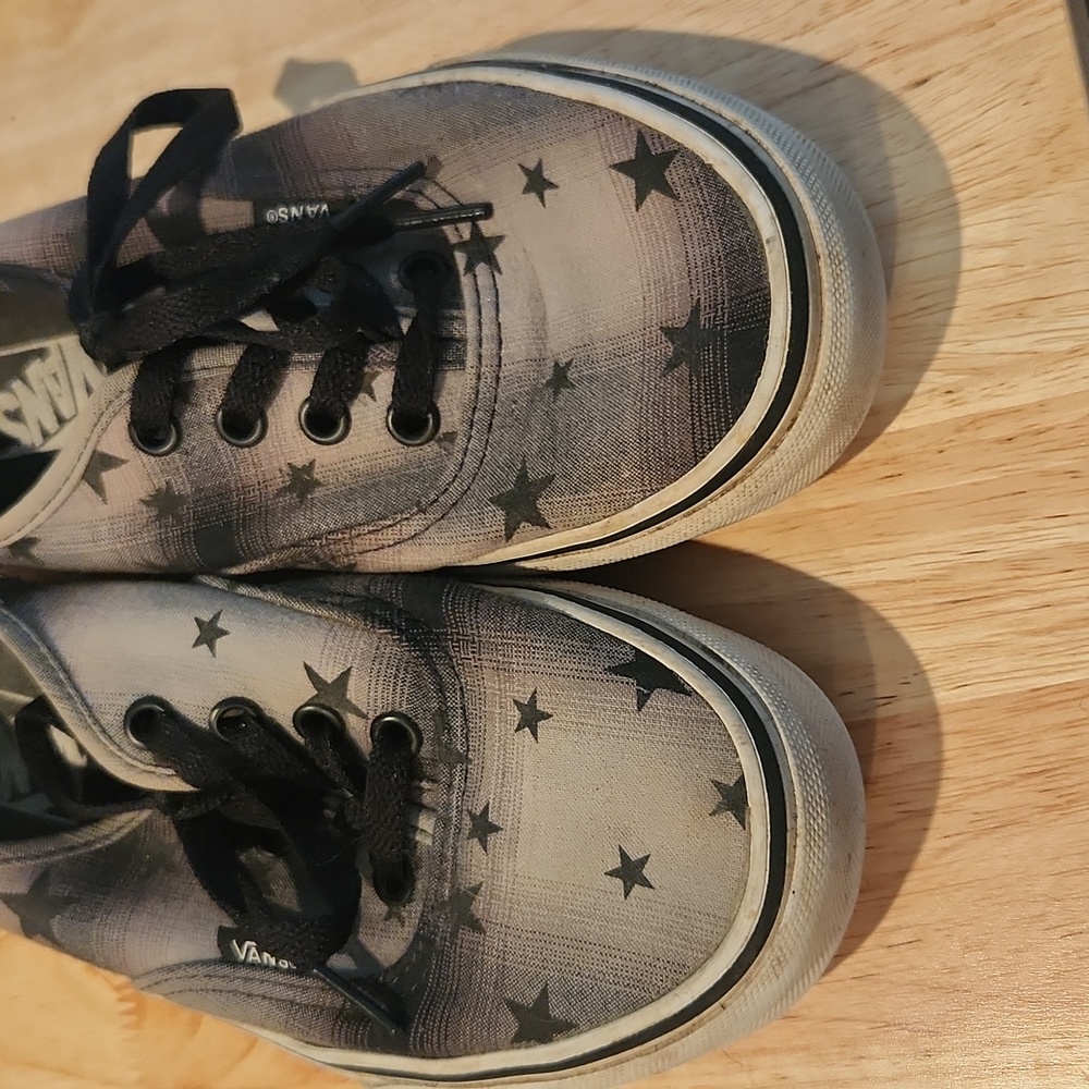 Vans - Picture 6 of 7